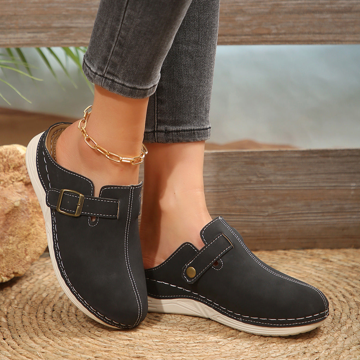 Women’s Wedge Slippers with Rivet Metal Buckle - Luxurieglam