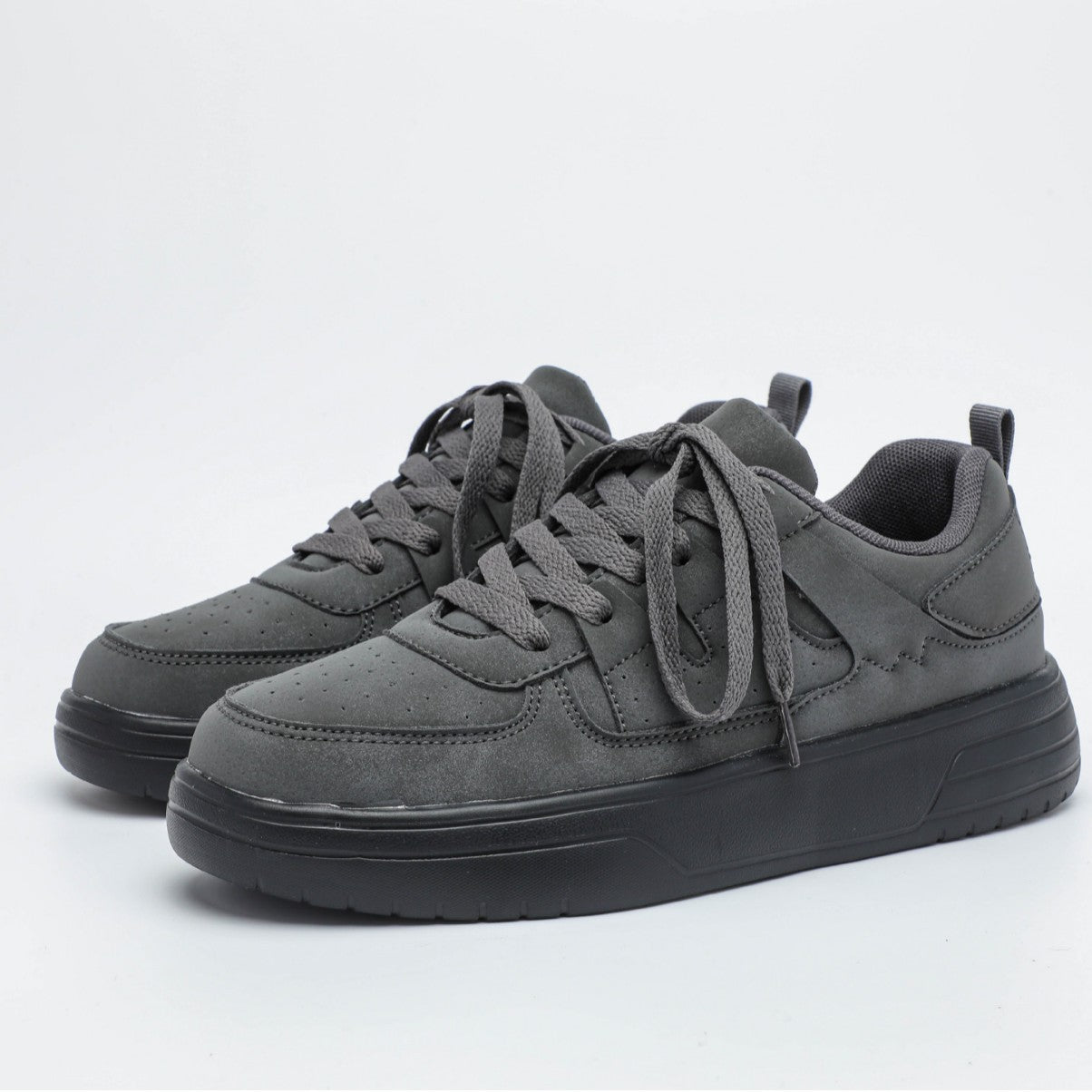 New Thick Bottom Frosted Skateboard Couple Vintage Fashion Outdoor Casual Shoes Maillard Lady Sneaker - Luxurieglam