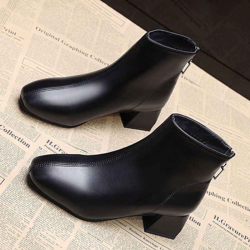 Female Square Toe Suede Boots - Luxurieglam