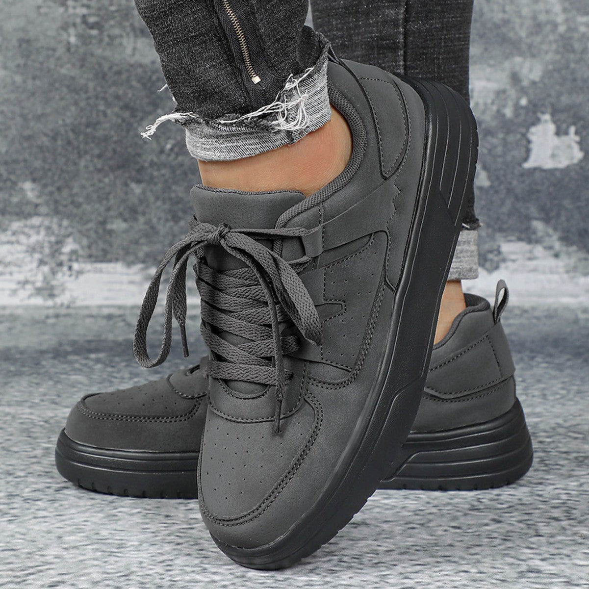 New Thick Bottom Frosted Skateboard Couple Vintage Fashion Outdoor Casual Shoes Maillard Lady Sneaker - Luxurieglam