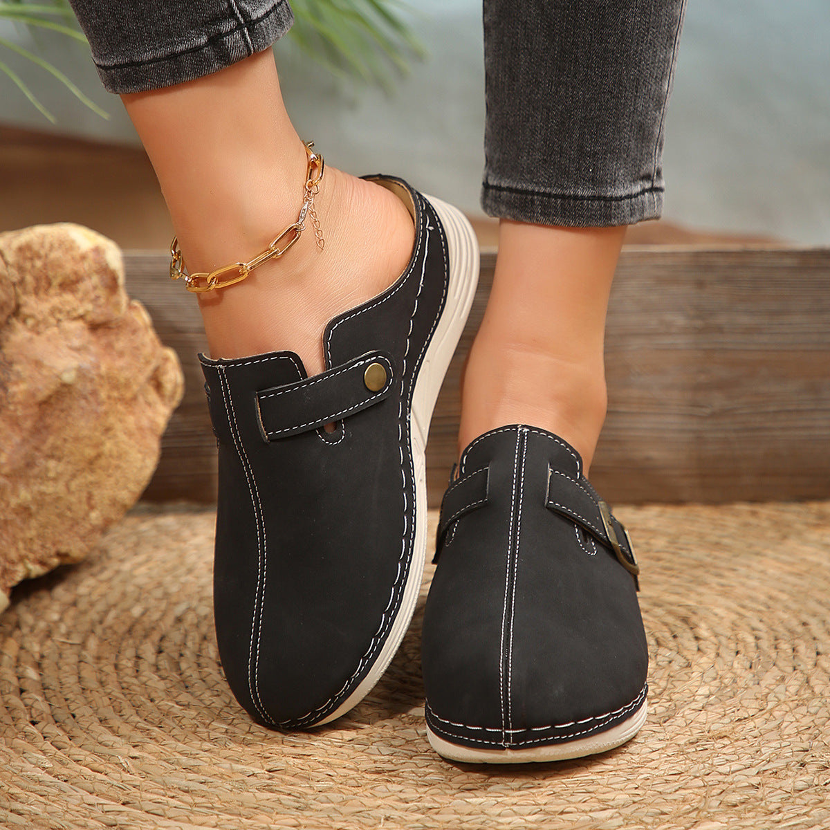 Women’s Wedge Slippers with Rivet Metal Buckle - Luxurieglam