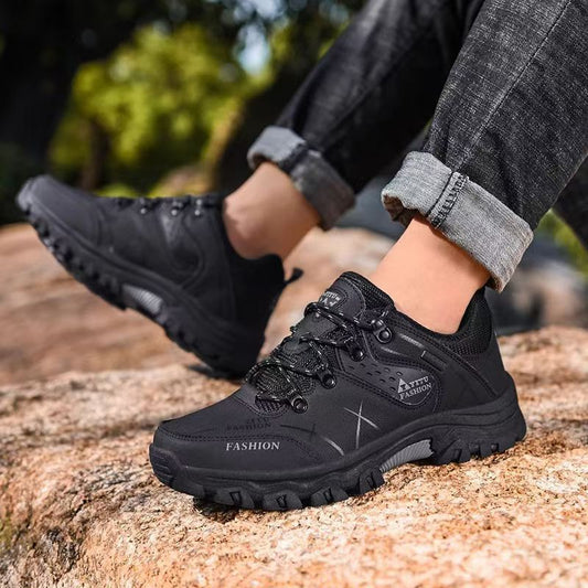 UrbanEdge™ Men’s Low-Top Outdoor Casual Sneakers - Luxurieglam