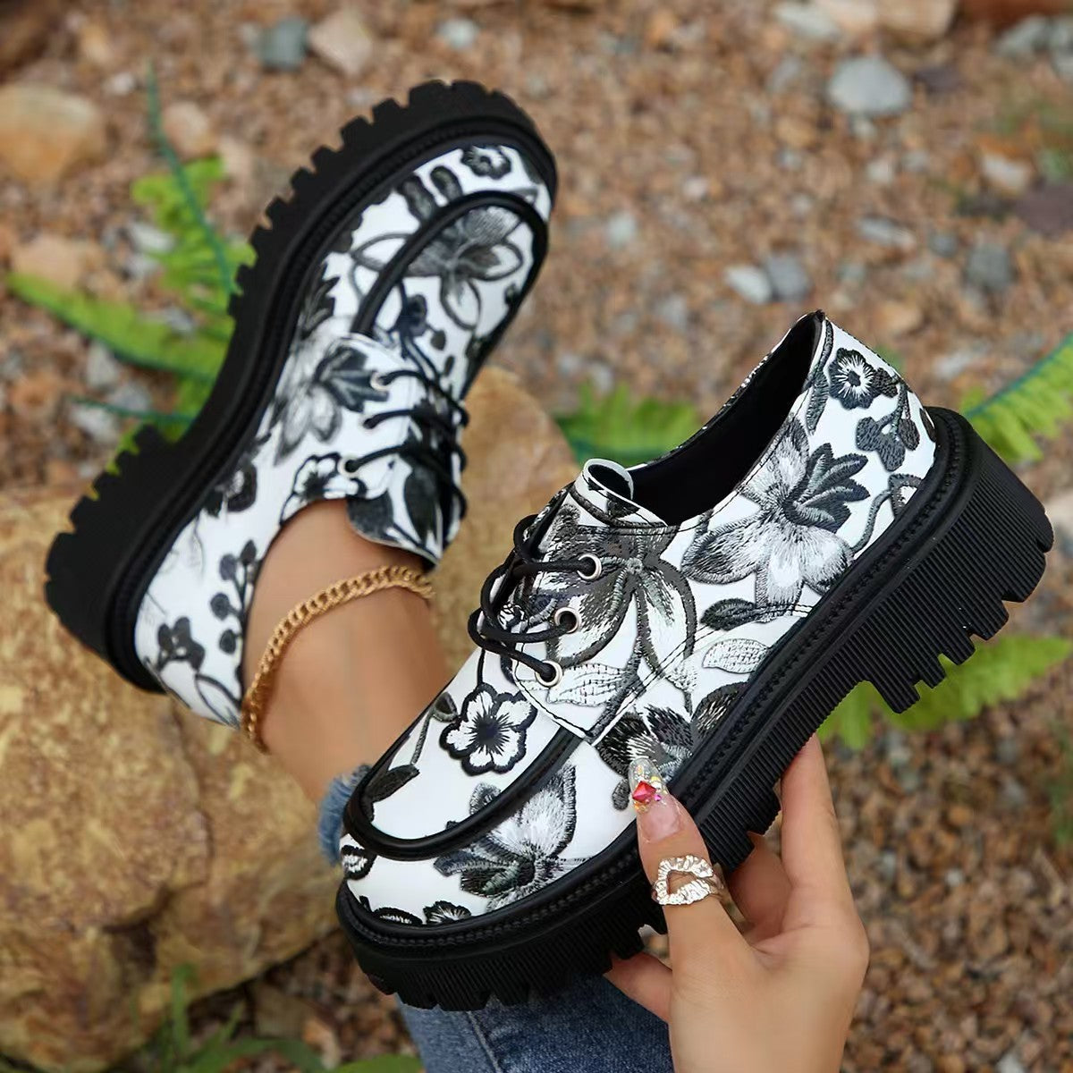 Plus Size Women’s Chunky Heel Retro Loafers – Trendy Vintage Style - Luxurieglam